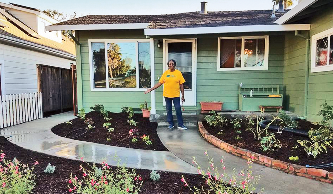 1140x665-monterey-adu-house-carrie-garden.web